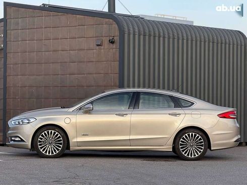 Ford Fusion 2016 - фото 12