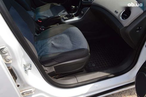 Chevrolet Cruze 2010 - фото 20