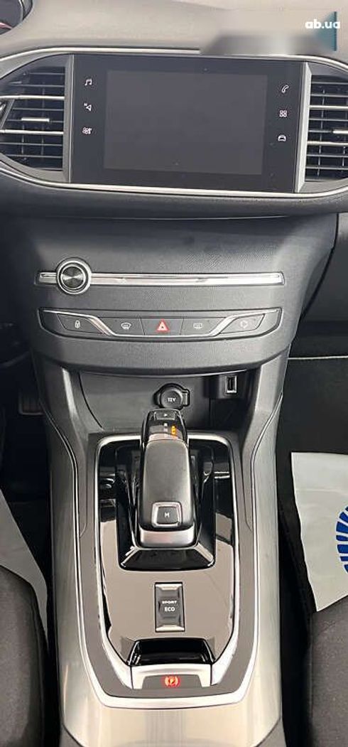 Peugeot 308 2018 - фото 21