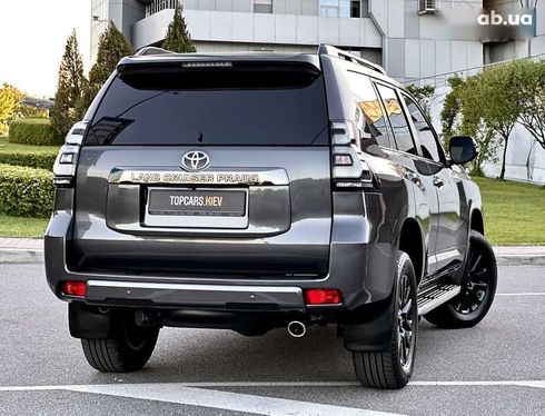 Toyota Land Cruiser Prado 2021 - фото 8