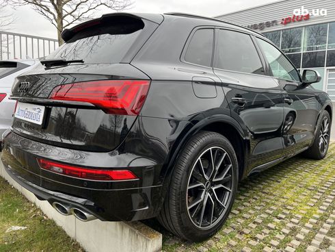 Audi SQ5 2023 - фото 26