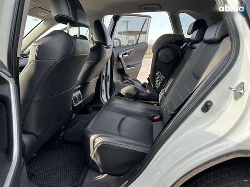 Toyota RAV4 2023 - фото 28
