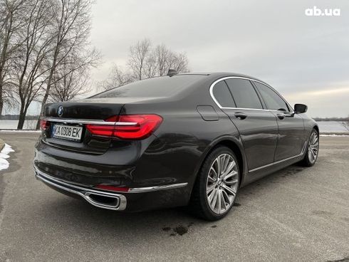BMW 7 серия 2017 - фото 7