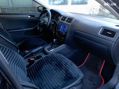 Volkswagen Jetta 2012 черный - фото 29