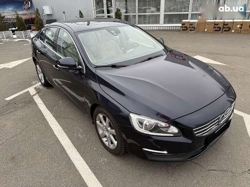 Volvo S60 2015 - фото 9