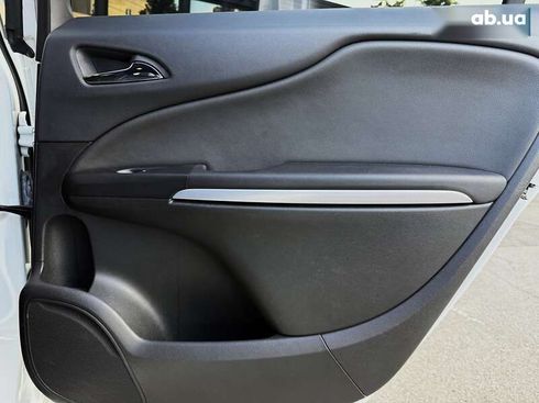 Opel Zafira 2018 - фото 26