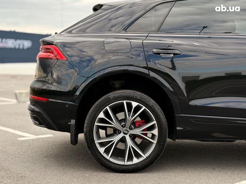 Audi Q8 2021 черный - фото 27