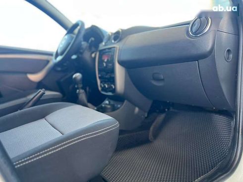 Renault Duster 2014 - фото 25