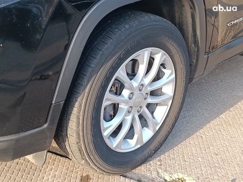 Jeep Cherokee 2019 черный - фото 4