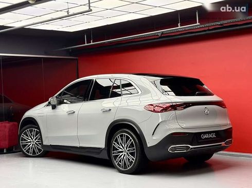 Mercedes-Benz EQE-Класс 2023 - фото 30