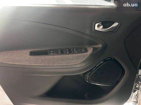 Renault Zoe 2020 - фото 18