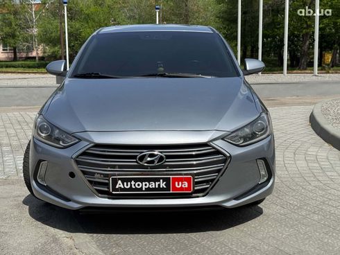 Hyundai Elantra 2016 серый - фото 8