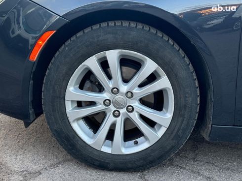 Chrysler 200 2016 серый - фото 12