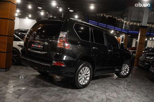 Lexus GX 2021 - фото 26