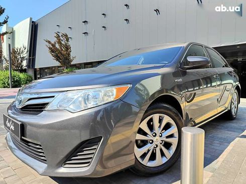 Toyota Camry 2012 - фото 3