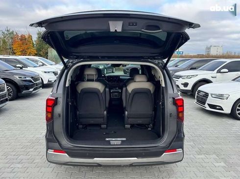 Kia Carnival 2024 - фото 12