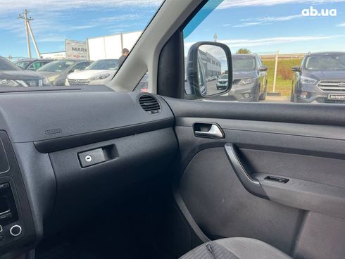 Volkswagen Caddy 2012 синий - фото 24