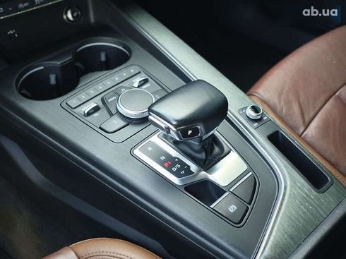 Audi A4 2018 - фото 19