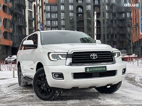 Toyota Sequoia 2017 - фото 2