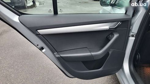 Skoda Octavia 2019 - фото 29