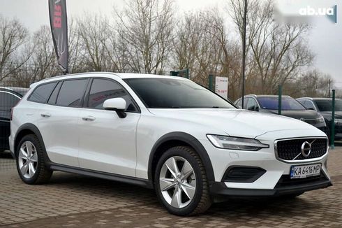 Volvo V60 Cross Country 2019 - фото 5