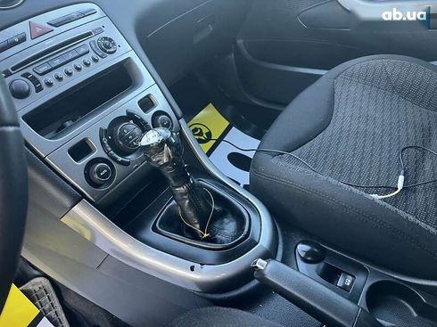 Peugeot 308 2009 - фото 11
