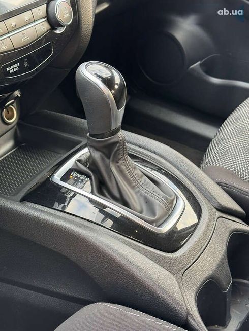 Nissan Rogue 2020 - фото 16