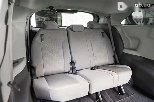 Toyota Sienna 2022 - фото 20