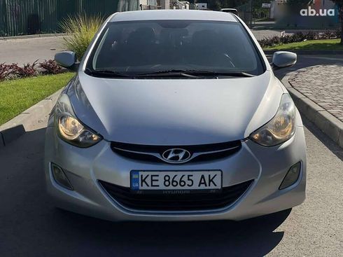 Hyundai Elantra 2011 - фото 2