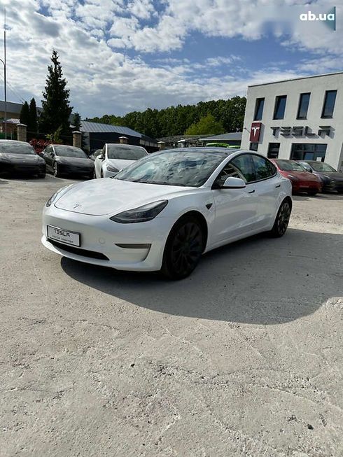 Tesla Model 3 2022 - фото 5