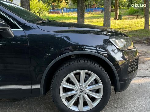 Volkswagen Touareg 2011 черный - фото 20