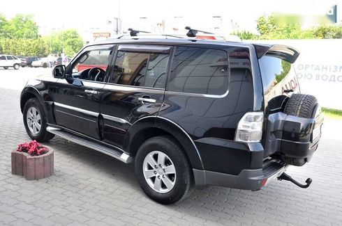 Mitsubishi Pajero Wagon 2008 - фото 12