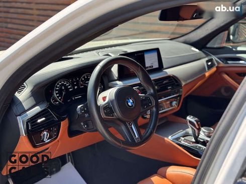 BMW M5 2019 - фото 16