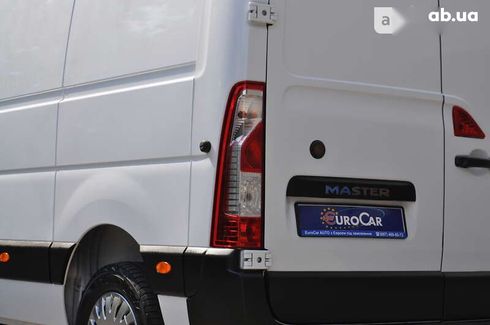 Renault Master 2020 - фото 16