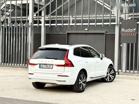Volvo XC60 2021 - фото 11