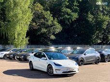 Продажа б/у Tesla Model 3 2023 года в Киеве - купить на Автобазаре