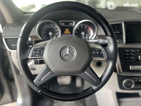Mercedes-Benz GL-Класс 2015 - фото 17