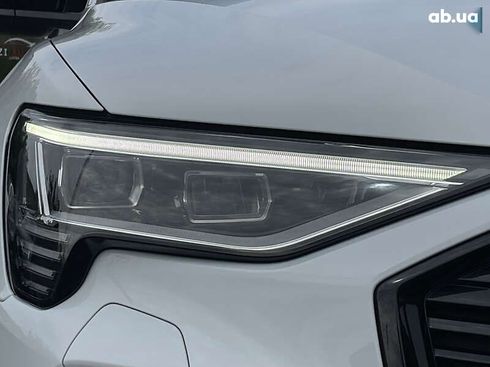 Audi E-Tron 2022 - фото 15
