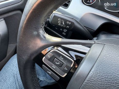 Volkswagen Touareg 2012 - фото 25