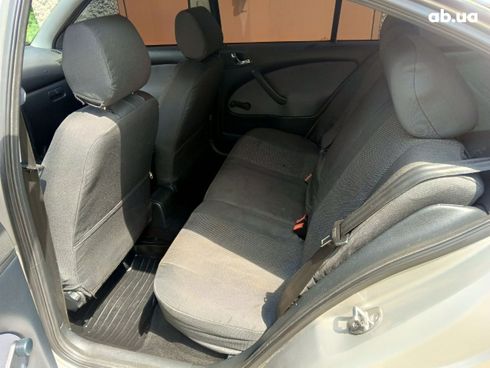 Skoda Octavia 2010 серебристый - фото 14