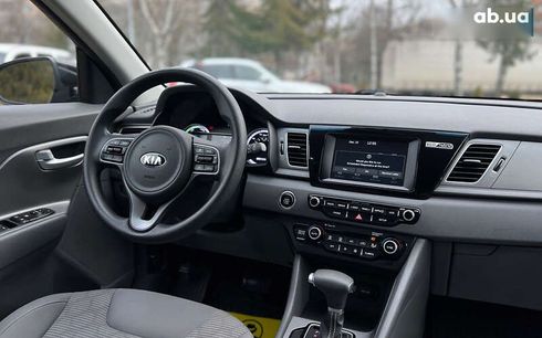 Kia Niro 2017 - фото 20