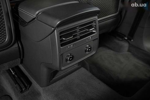 Audi Q8 2023 - фото 18