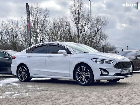 Ford Fusion 2019 - фото 5