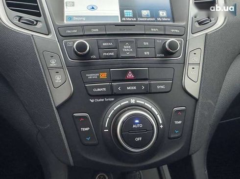 Hyundai Santa Fe 2015 - фото 19