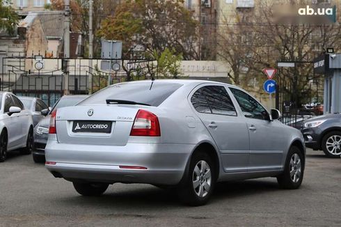 Skoda Octavia 2011 - фото 4