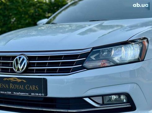 Volkswagen Passat 2017 - фото 18