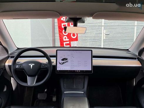 Tesla Model Y 2021 - фото 17