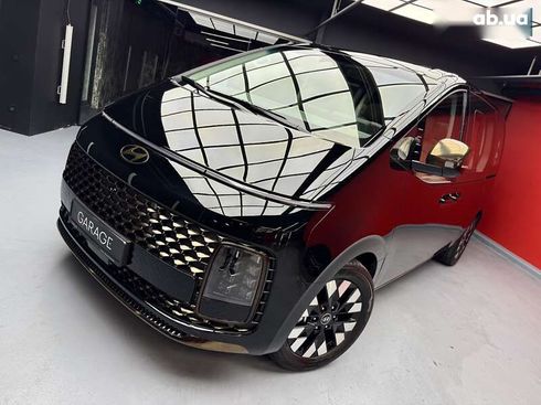 Hyundai Staria 2025 - фото 9