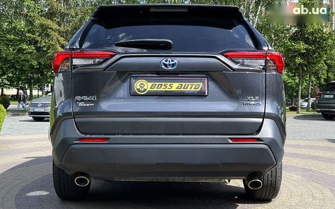Toyota RAV4 2022 - фото 6