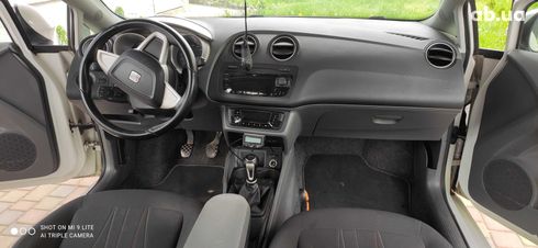 SEAT Ibiza 2011 - фото 10